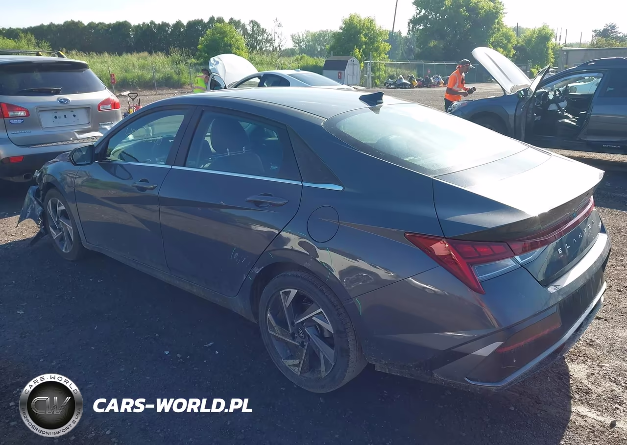 2025 Hyundai Elantra Limited VIN:KMHLP4DG6SU927051 - 3