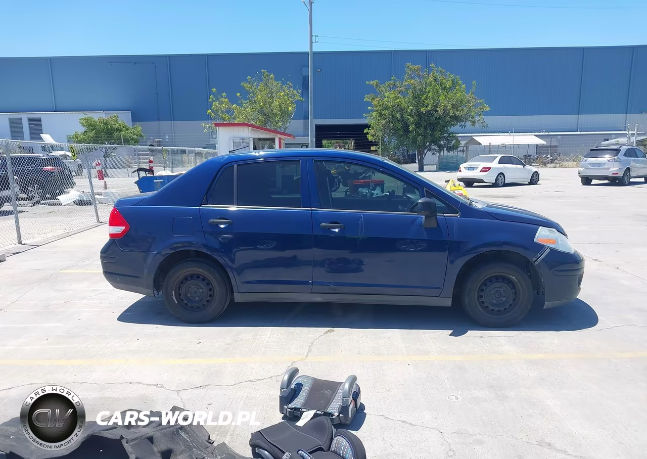 2011 Nissan Versa 1.6 VIN:3N1CC1AP1BL405945 - 13