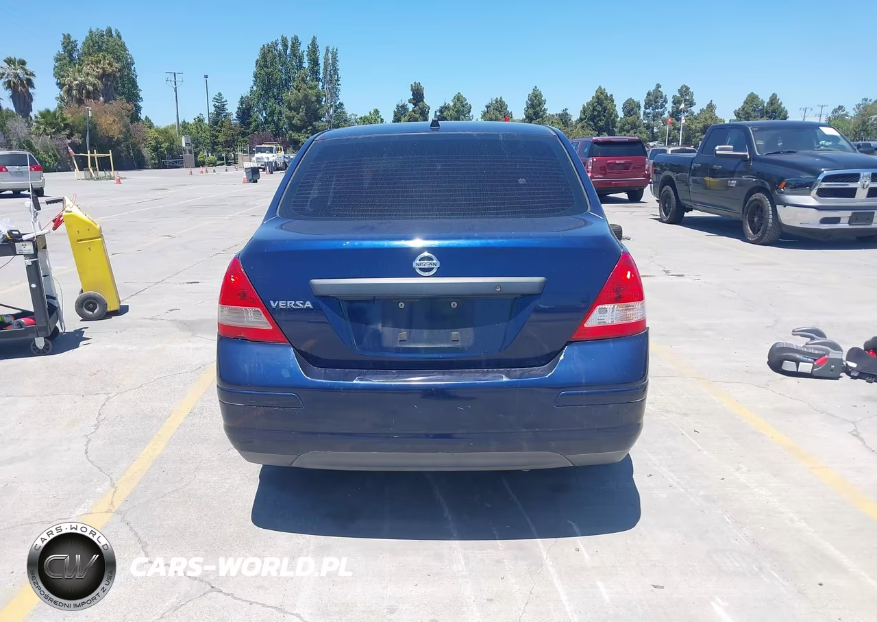 2011 Nissan Versa 1.6 VIN:3N1CC1AP1BL405945 - 16