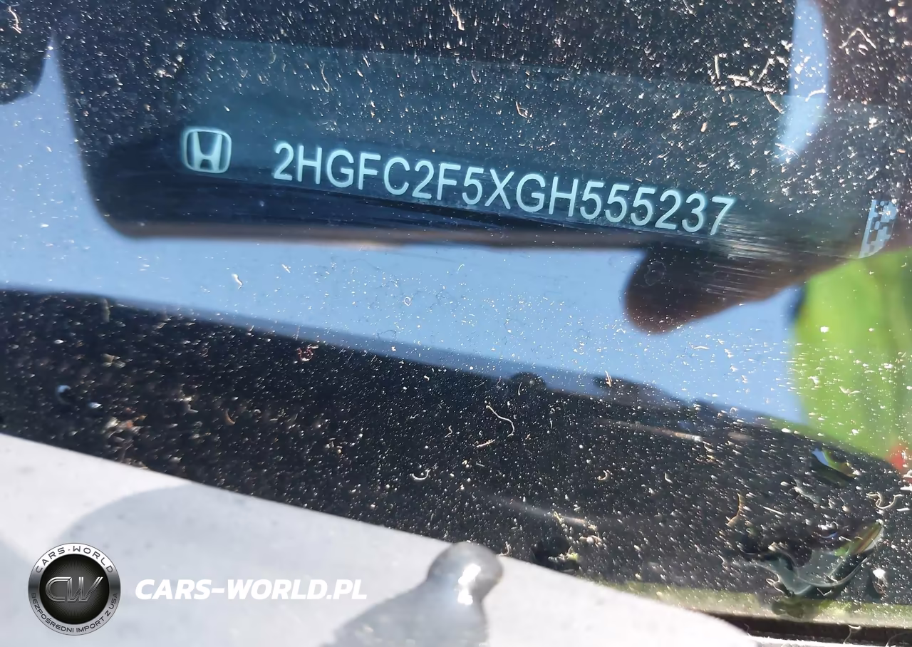 2016 Honda Civic Lx VIN:2HGFC2F5XGH555237 - 17