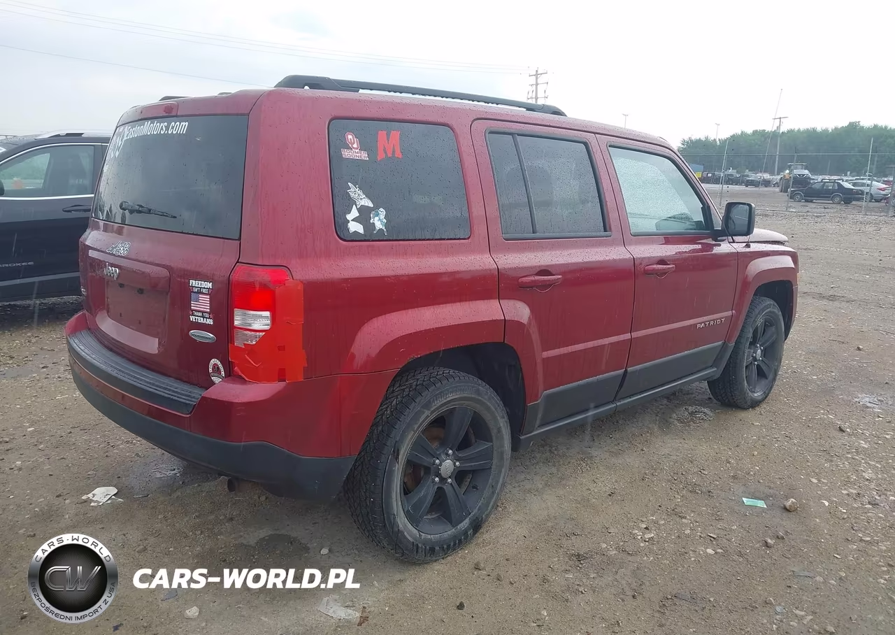 2016 Jeep Patriot Latitude VIN:1C4NJRFB7GD753057 - 4