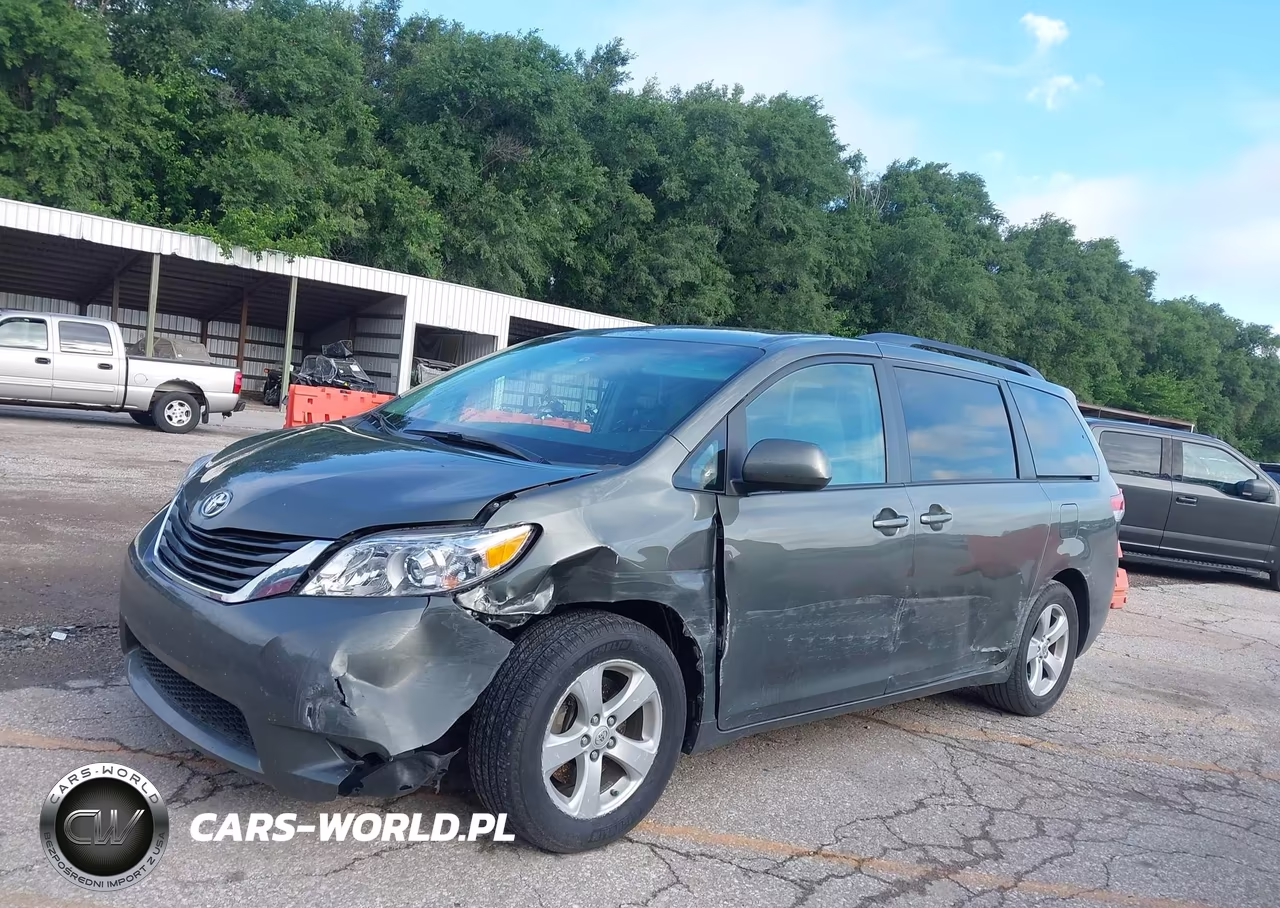 2012 Toyota Sienna Le V6 8 Passenger VIN:5TDKK3DC4CS225905 - 14