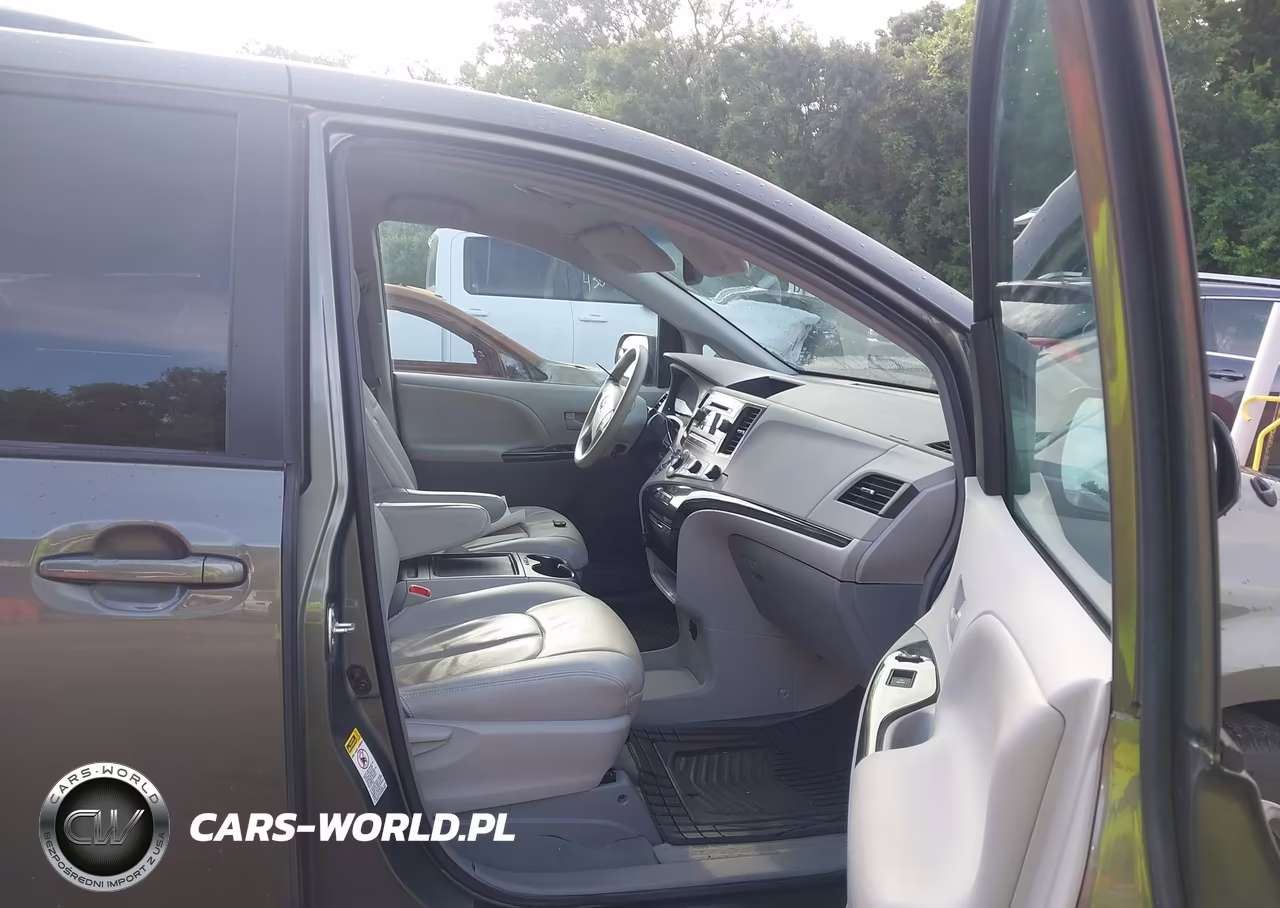 2012 Toyota Sienna Le V6 8 Passenger VIN:5TDKK3DC4CS225905 - 5