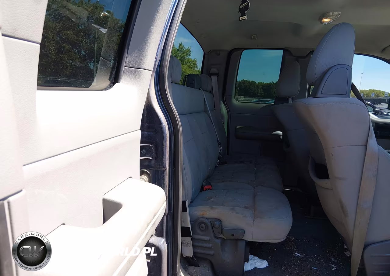 2004 Ford F-150 Stx-Xl-Xlt VIN:1FTRX12W44NA45316 - 8