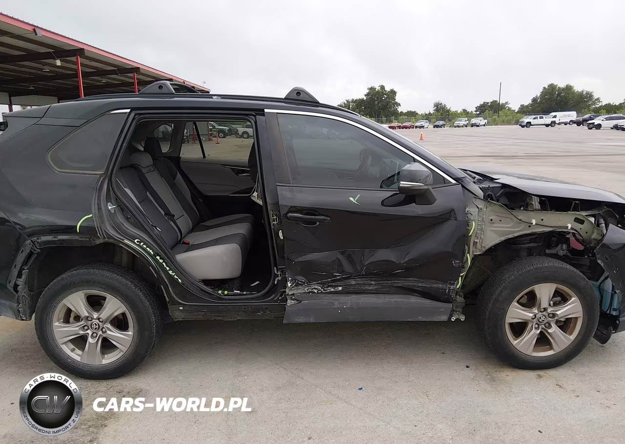 2023 Toyota Rav4 Xle VIN:2T3W1RFV0PC218767 - 14