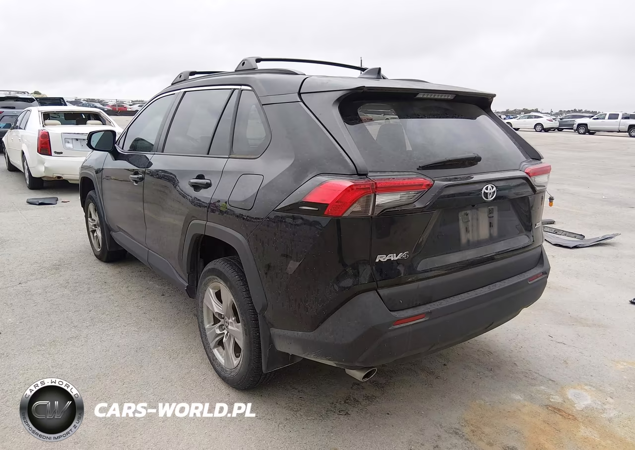 2023 Toyota Rav4 Xle VIN:2T3W1RFV0PC218767 - 3