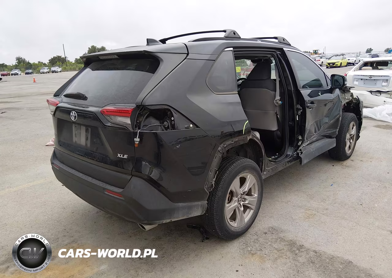 2023 Toyota Rav4 Xle VIN:2T3W1RFV0PC218767 - 4