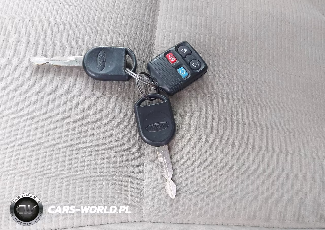 2008 Ford Explorer Xlt VIN:1FMEU73E18UB21825 - 11
