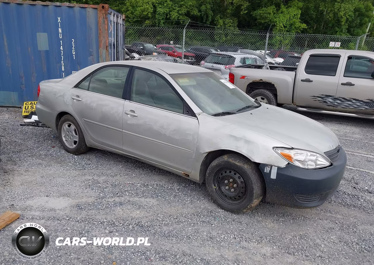 2003 Toyota Camry Le – zdjęcie 1 z 11
