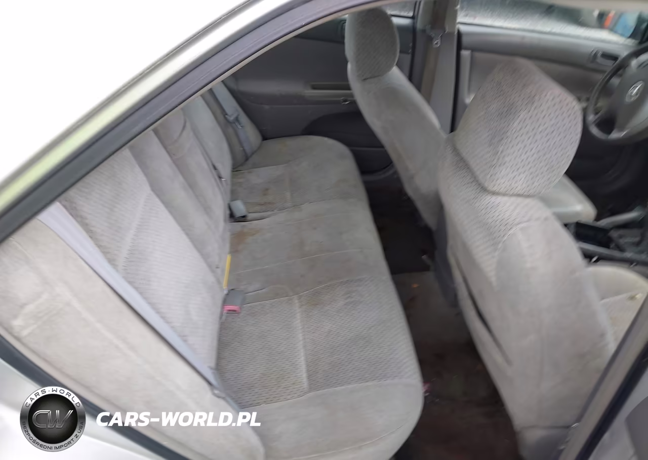 2003 Toyota Camry Le VIN:4T1BE32K63U777494 - 8