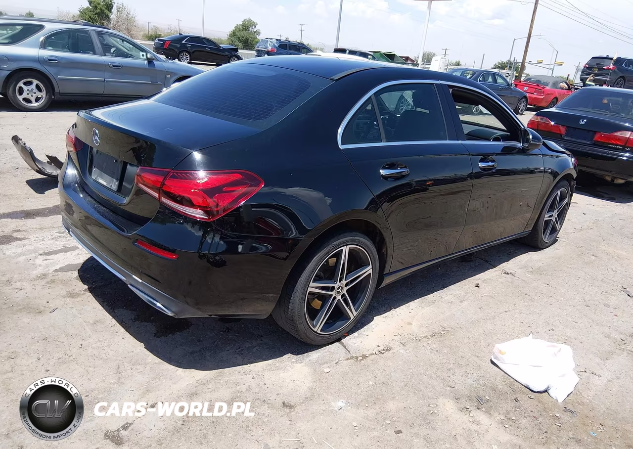 2019 Mercedes-Benz A 220 VIN:WDD3G4EB3KW019738 - 4