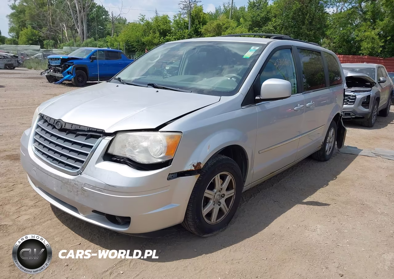 2010 Chrysler Town & Country Touring VIN:2A4RR5D15AR262501 - 2