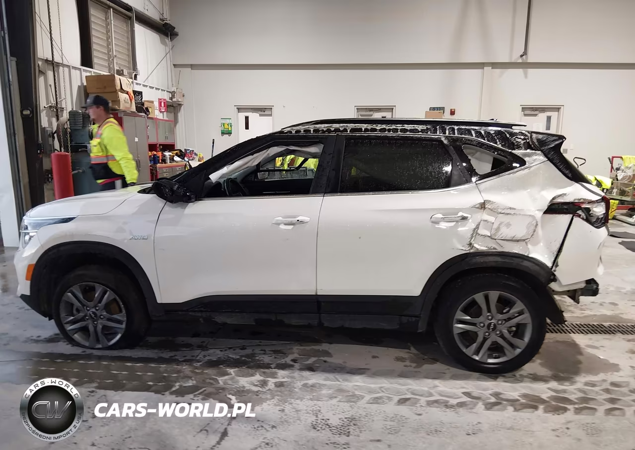 2022 Kia Seltos S VIN:KNDEUCAA5N7236340 - 15