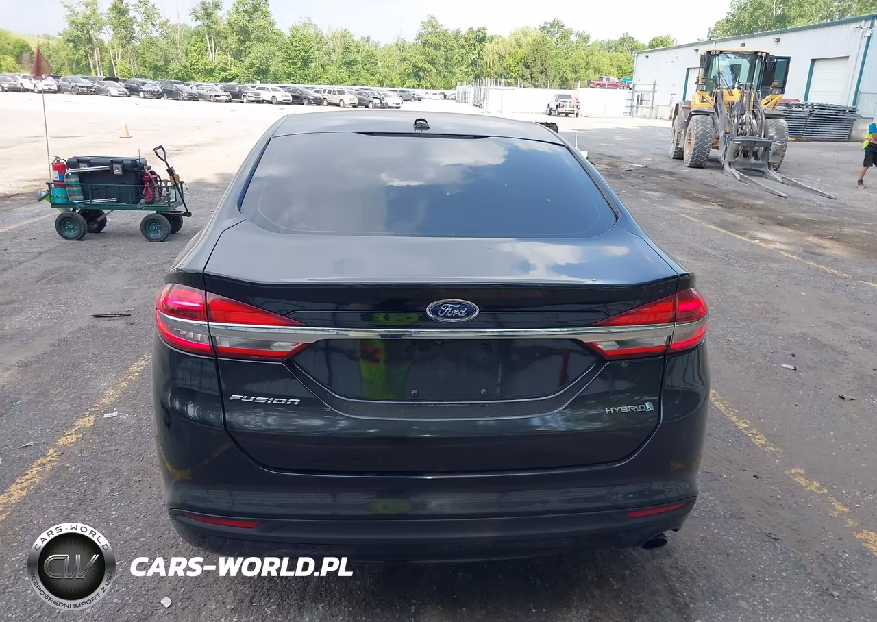 2018 Ford Fusion Hybrid S VIN:3FA6P0UU6JR100727 - 17