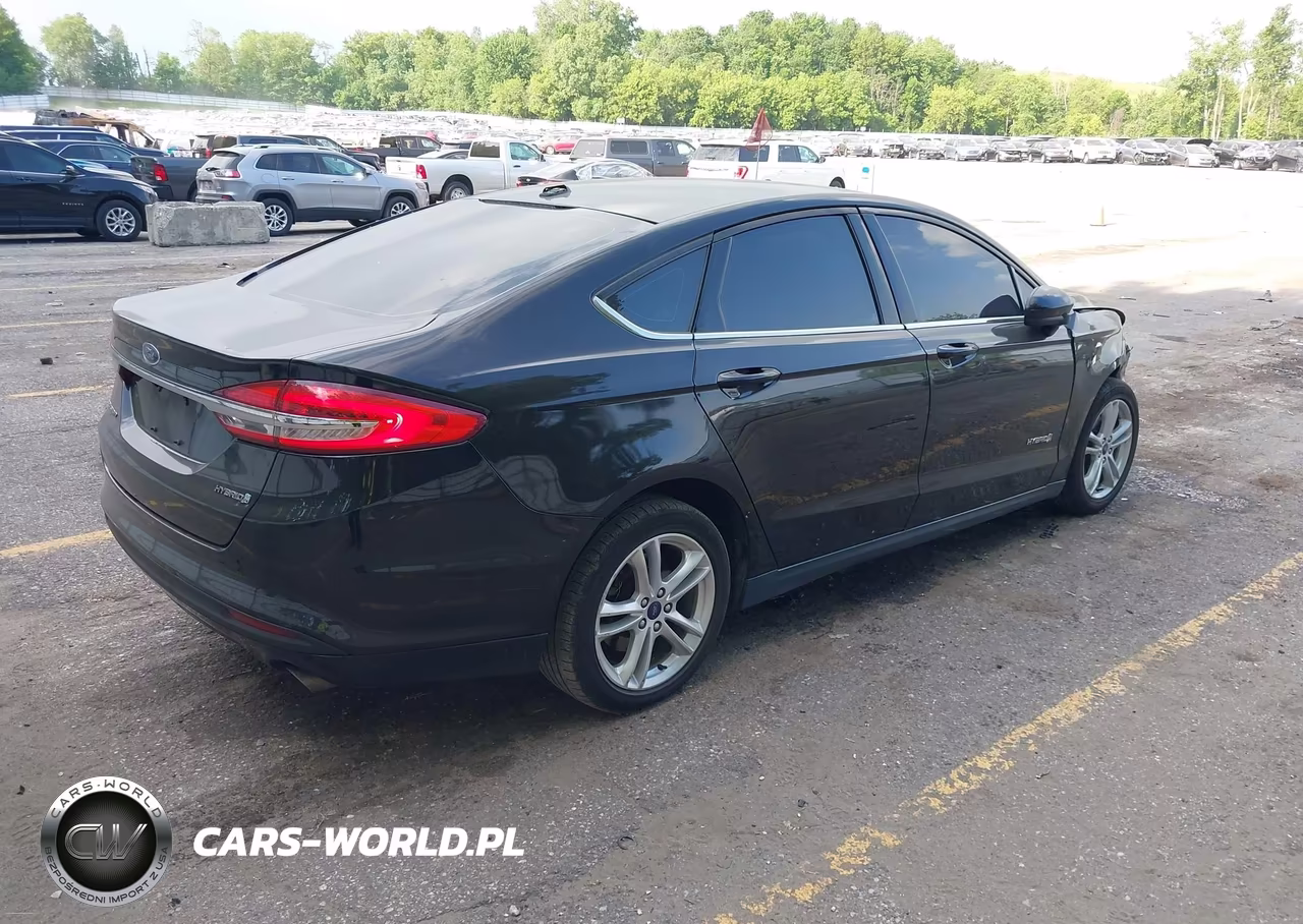 2018 Ford Fusion Hybrid S VIN:3FA6P0UU6JR100727 - 4