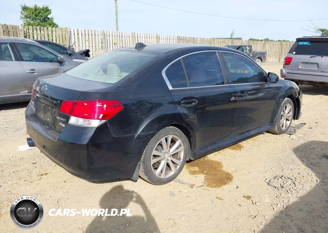 2013 Subaru Legacy 2.5I Premium VIN:4S3BMBC67D3005810 - 4
