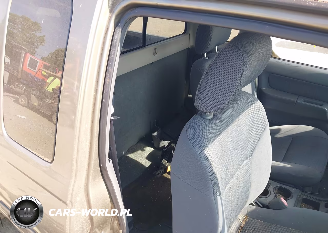 2002 Nissan Frontier Xe VIN:1N6DD26S32C303864 - 8