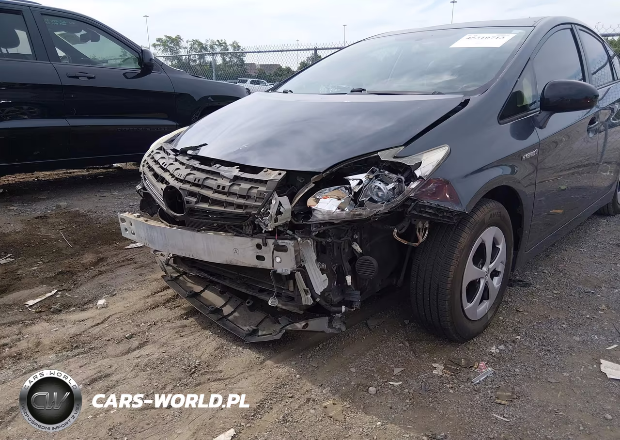 2012 Toyota Prius Three VIN:JTDKN3DU2C5475424 - 18