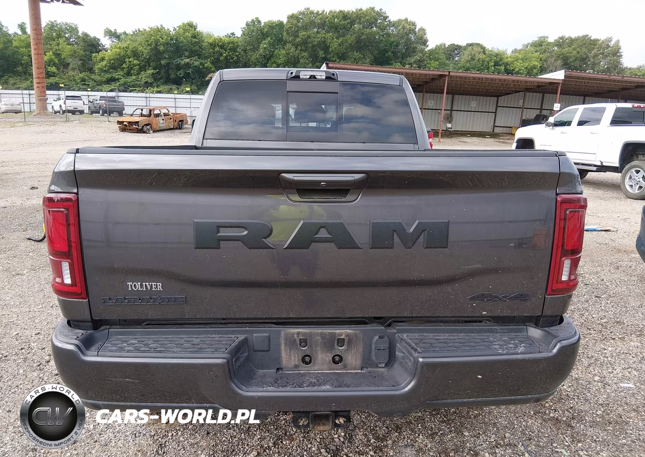 2025 Ram 2500 Laramie 4X4 6'4 Box VIN:3C6UR5NL4SG517055 - 15
