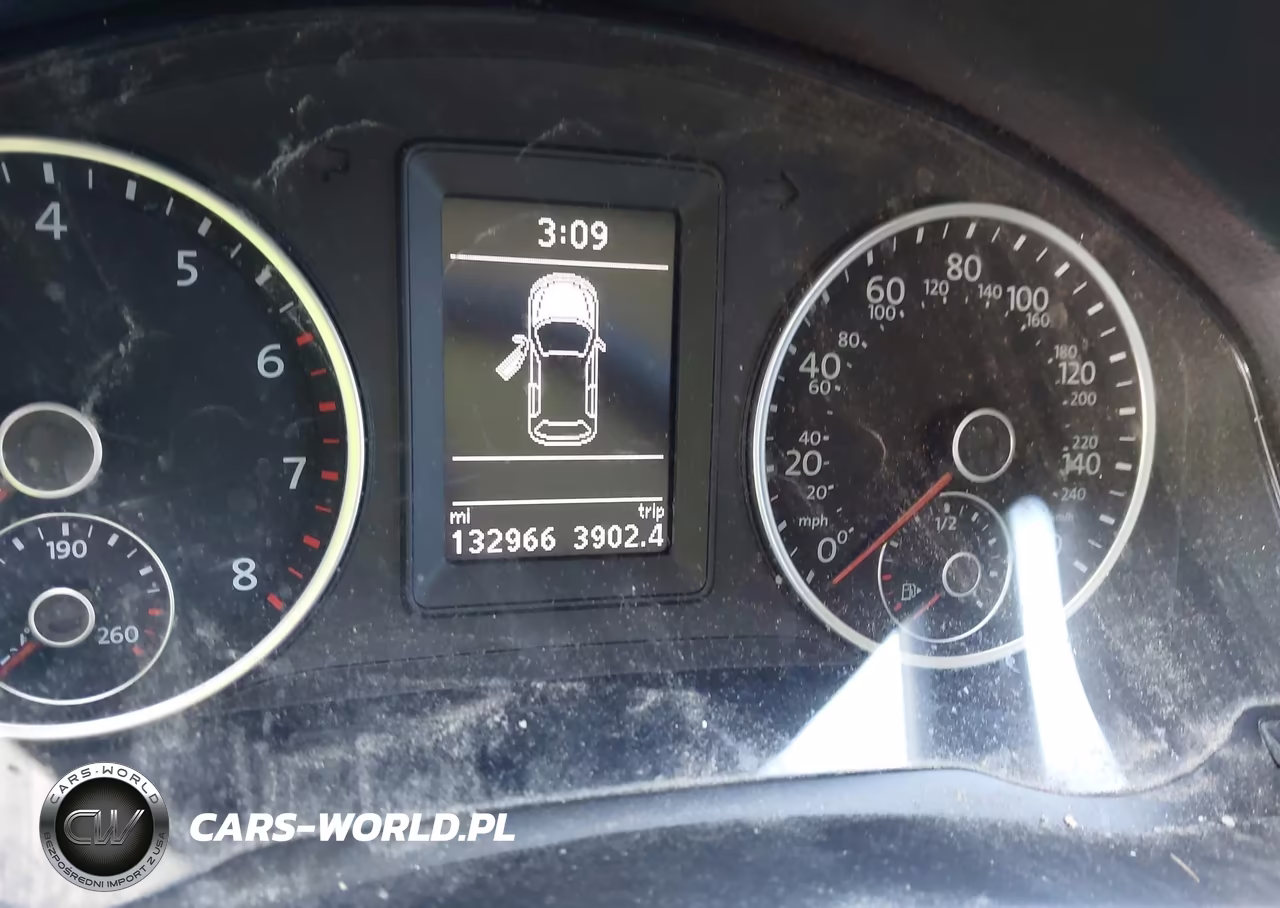 2016 Volkswagen Tiguan S VIN:WVGBV7AX5GW599673 - 7