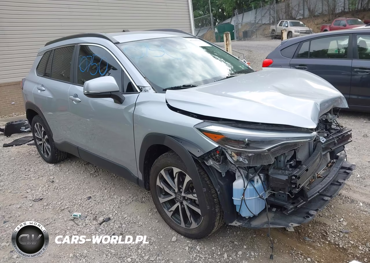 2023 Toyota Corolla Cross Xle – zdjęcie 1 z 17