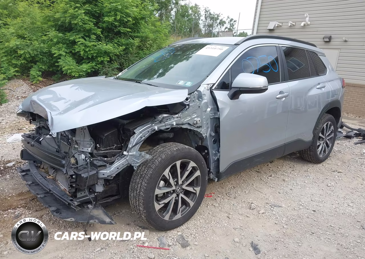 2023 Toyota Corolla Cross Xle VIN:7MUEAAAG6PV062004 - 2