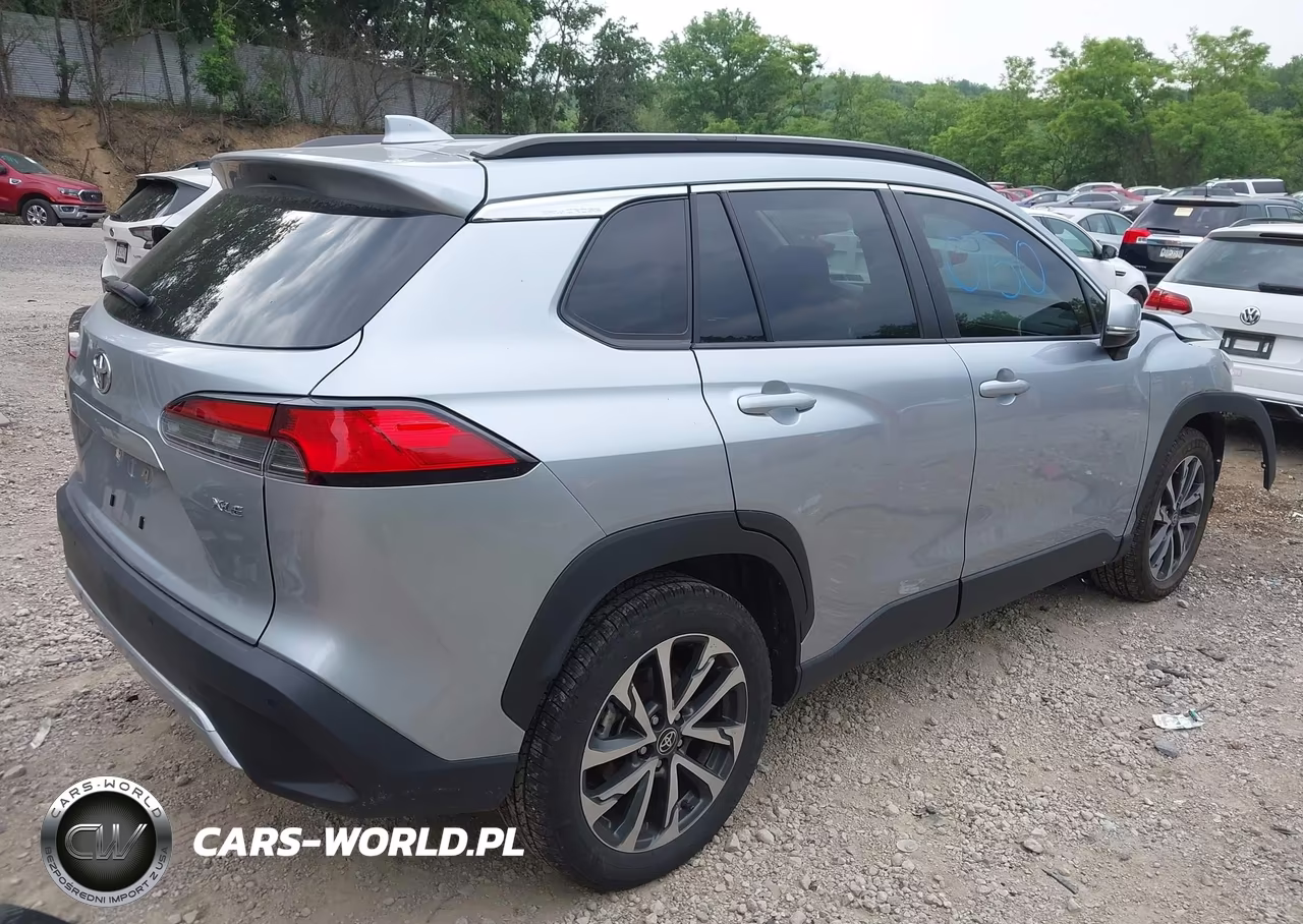 2023 Toyota Corolla Cross Xle VIN:7MUEAAAG6PV062004 - 4