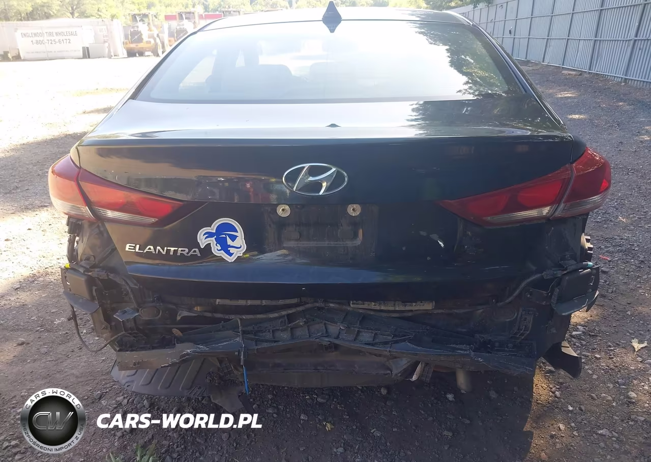 2018 Hyundai Elantra Value Edition VIN:KMHD84LF9JU512461 - 16