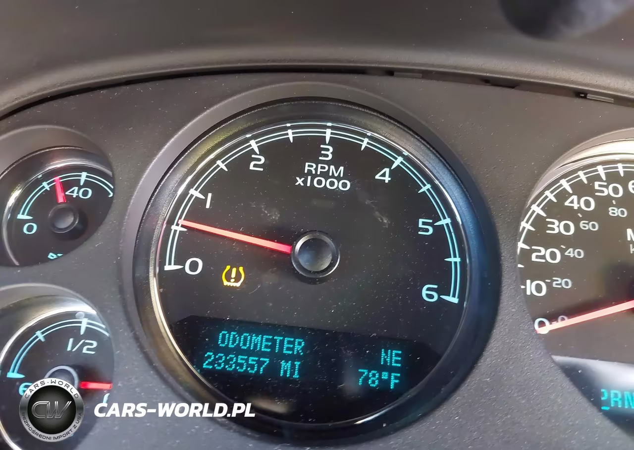 2012 Chevrolet Tahoe Lt VIN:1GNSCBE08CR235662 - 15