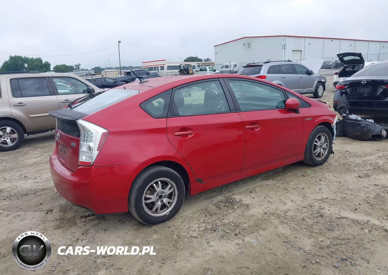 2011 Toyota Prius Two VIN:JTDKN3DU3B1371255 - 4