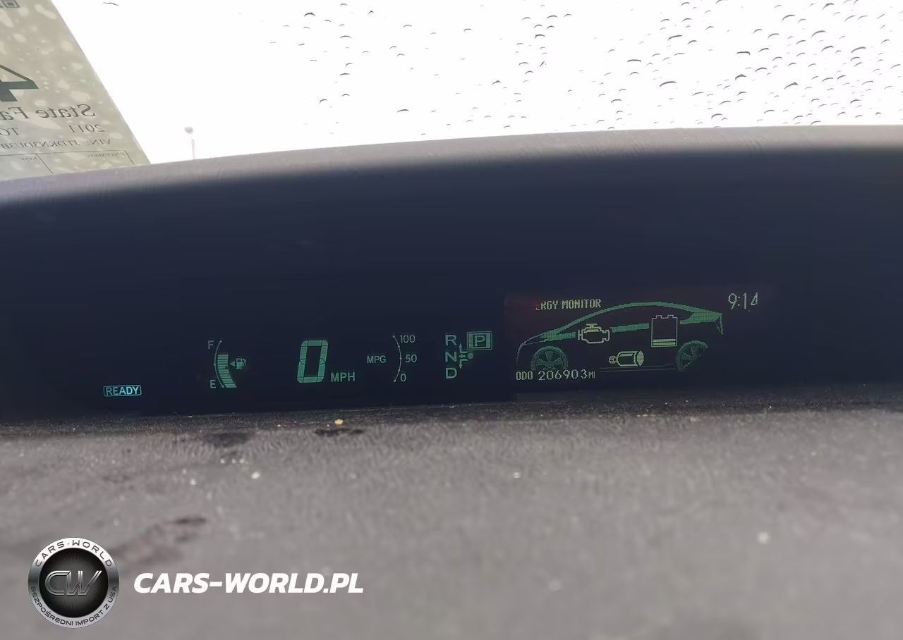 2011 Toyota Prius Two VIN:JTDKN3DU3B1371255 - 7