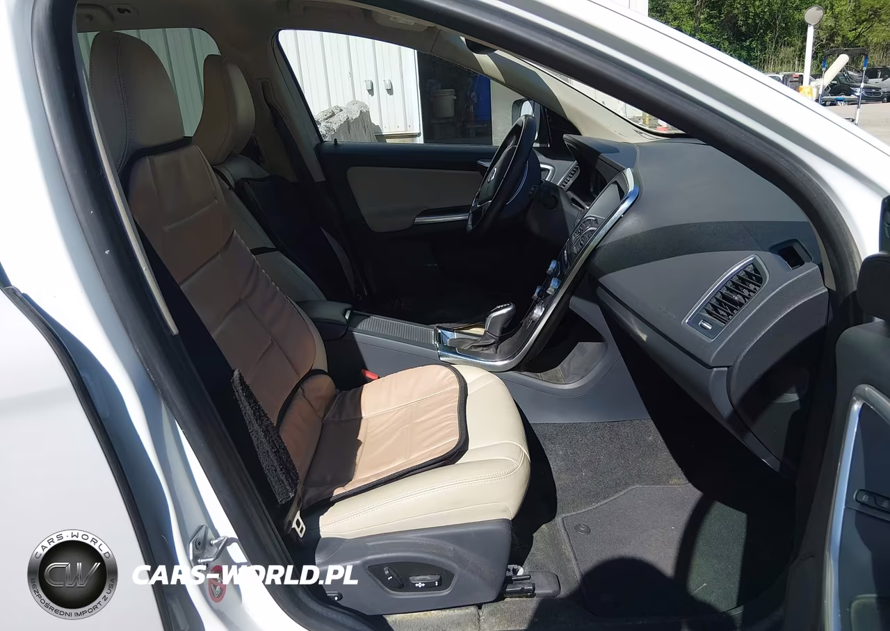2016 Volvo Xc60 T6 Drive-E VIN:YV449MRK9G2872868 - 5
