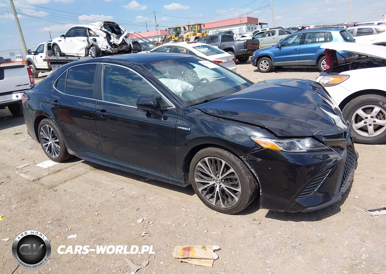 2019 Toyota Camry Hybrid Se – zdjęcie 1 z 16