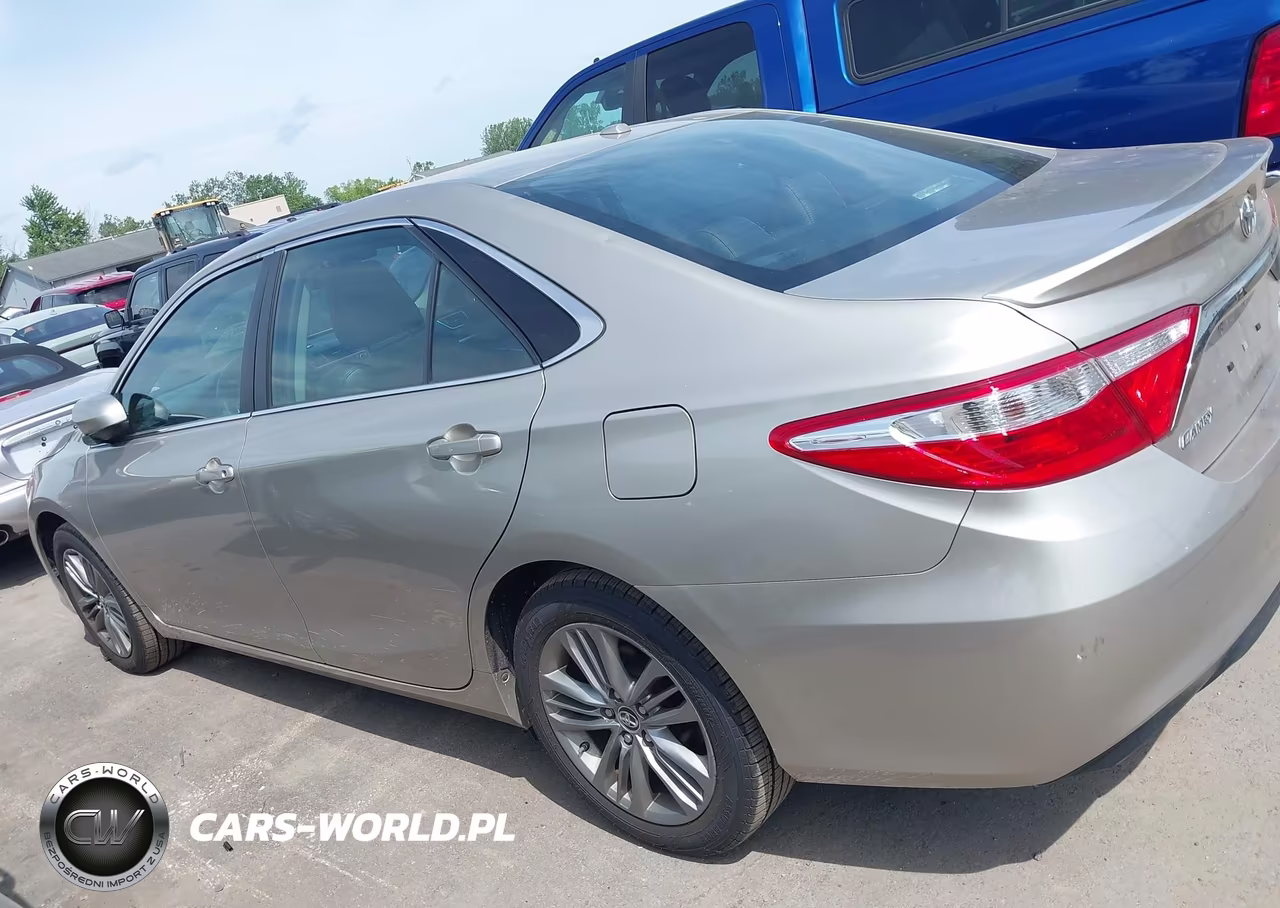 2016 Toyota Camry Se VIN:4T1BF1FK5GU126147 - 14