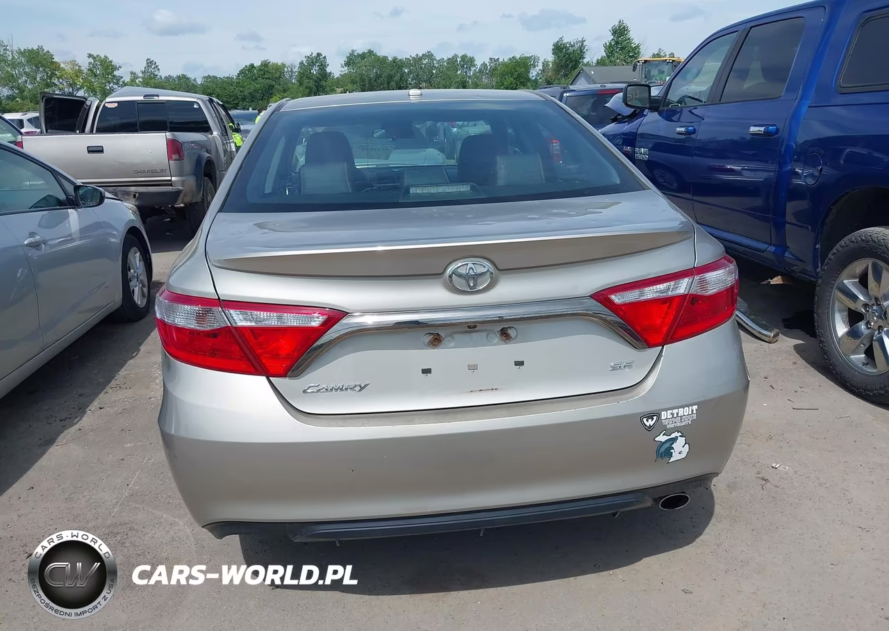 2016 Toyota Camry Se VIN:4T1BF1FK5GU126147 - 16