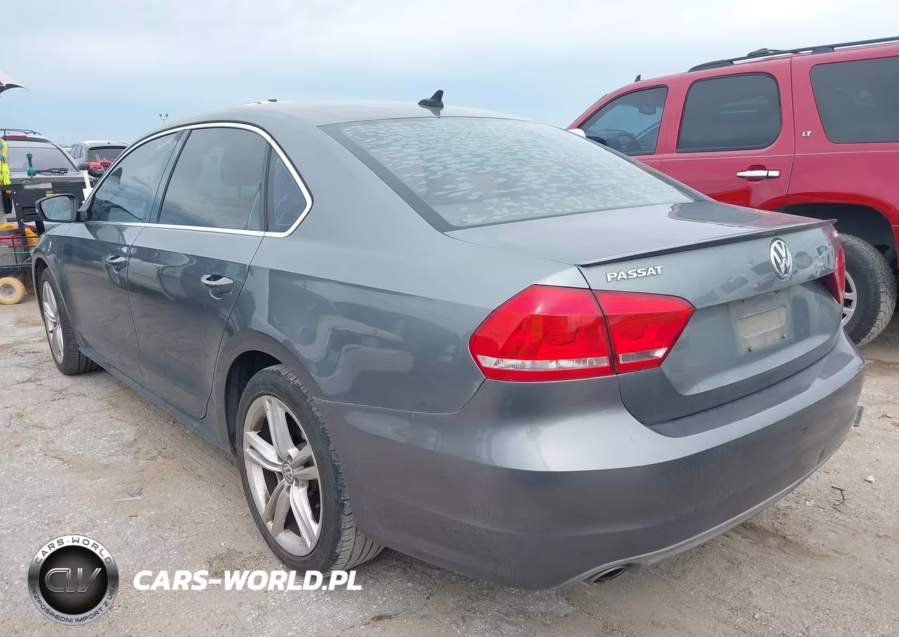 2014 Volkswagen Passat 2.0L Tdi Se VIN:1VWBN7A32EC083719 - 3
