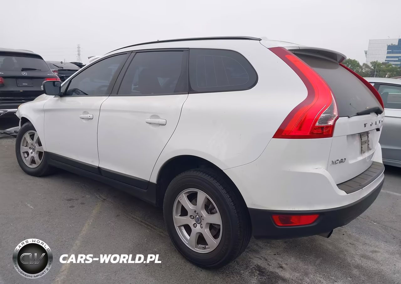 2011 Volvo Xc60 3.2-3.2 R-Design VIN:YV4952DL0B2142345 - 3