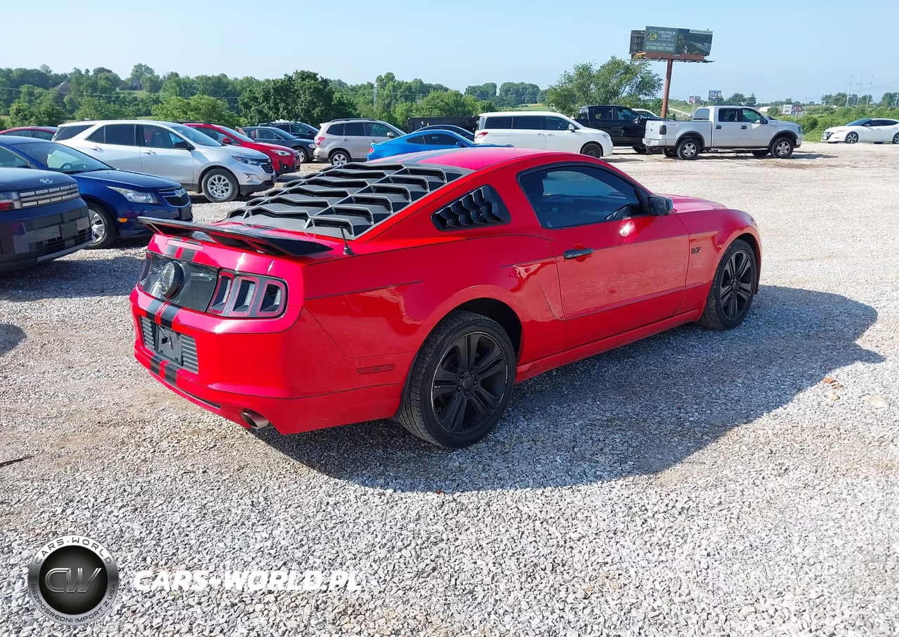 2014 Ford Mustang V6 VIN:1ZVBP8AM3E5334549 - 4