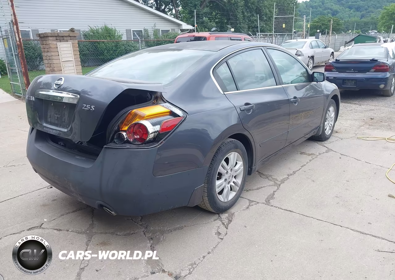 2010 Nissan Altima 2.5 S VIN:1N4AL2AP3AN411048 - 4