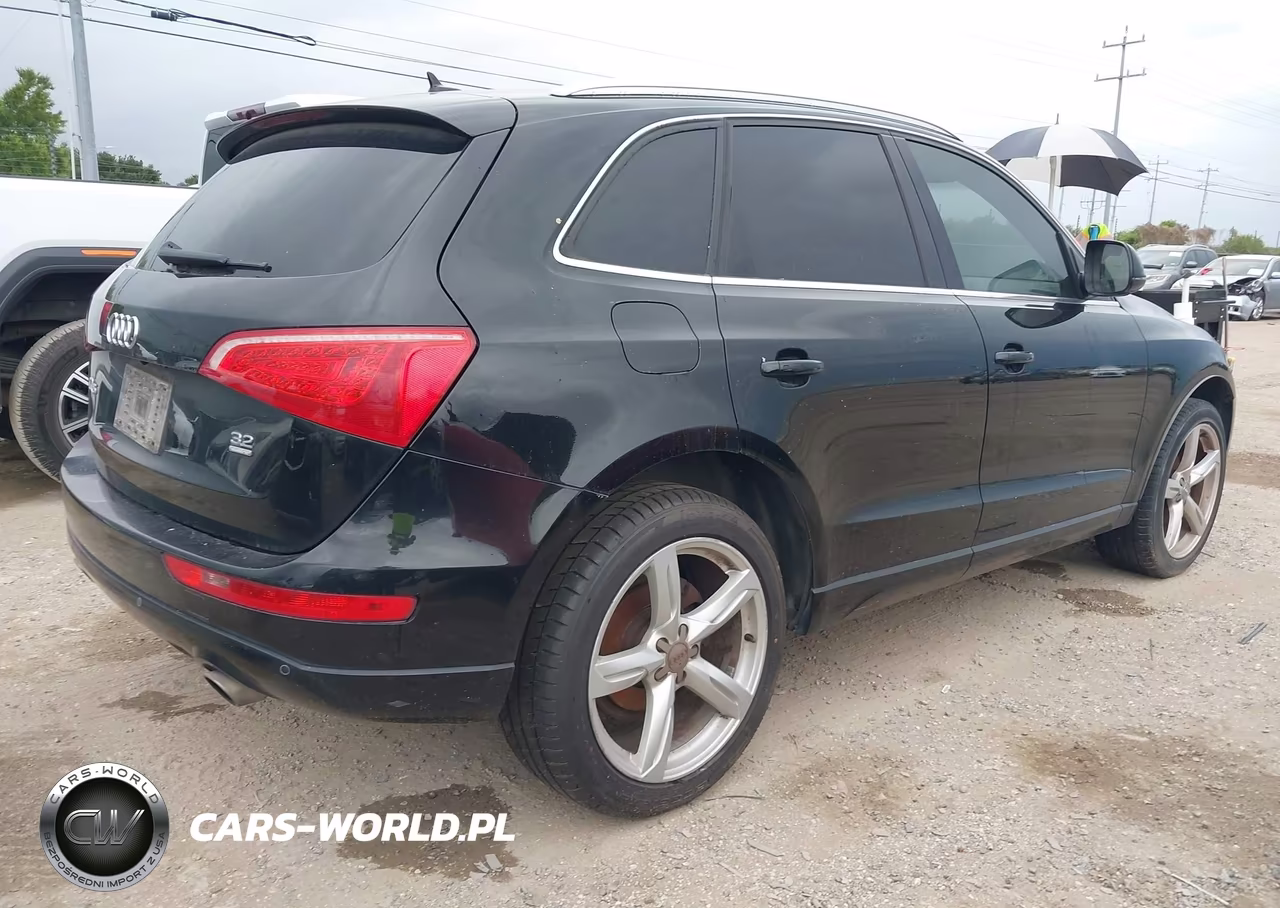 2010 Audi Q5 3.2 Premium VIN:WA1VKAFP0AA060389 - 4