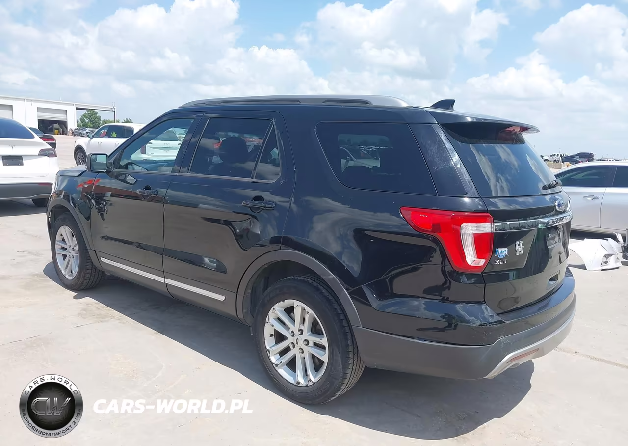 2016 Ford Explorer Xlt VIN:1FM5K7D89GGB17629 - 3