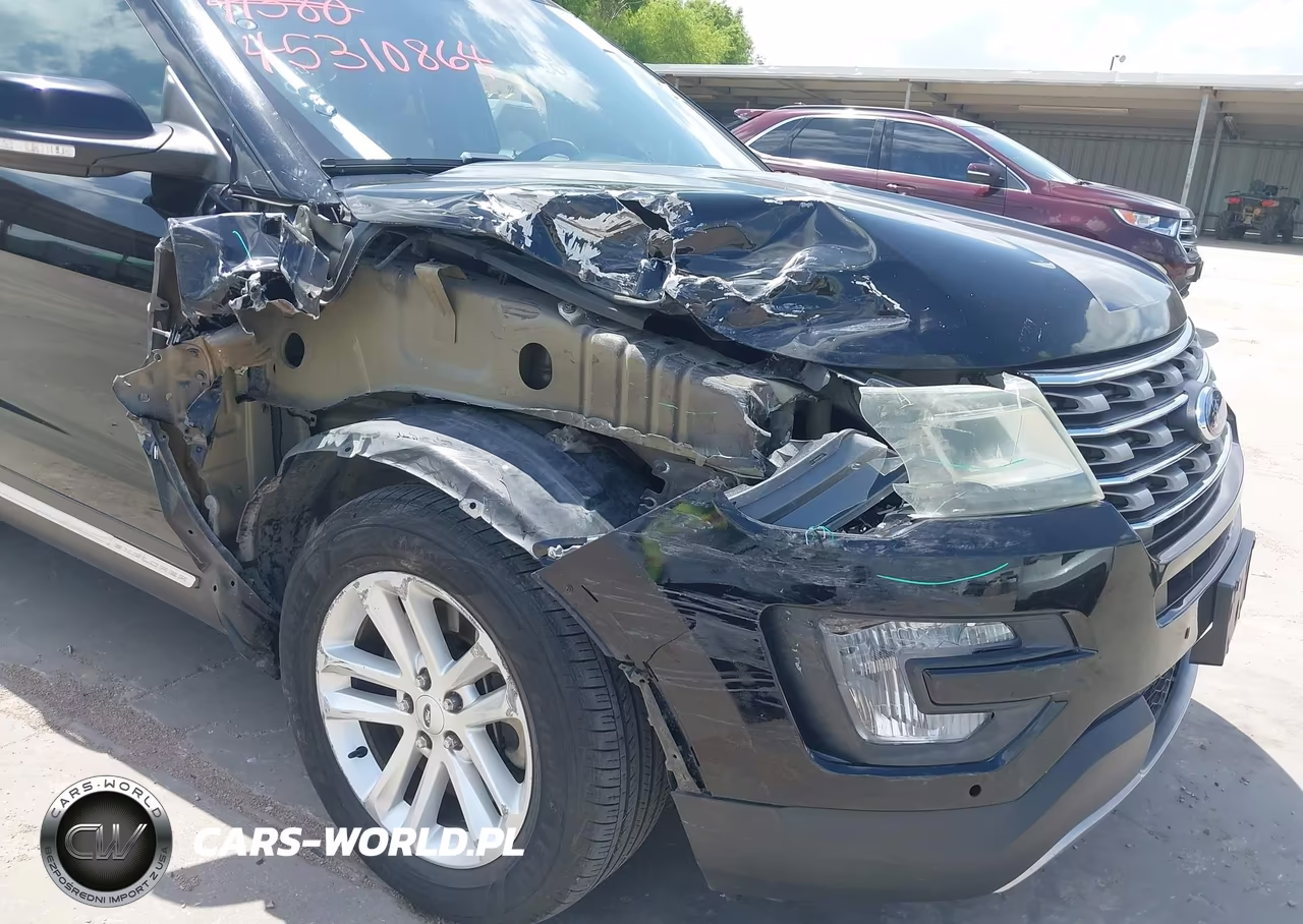 2016 Ford Explorer Xlt VIN:1FM5K7D89GGB17629 - 6