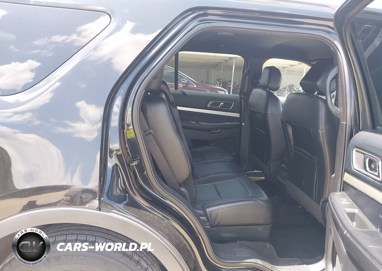 2016 Ford Explorer Xlt VIN:1FM5K7D89GGB17629 - 8