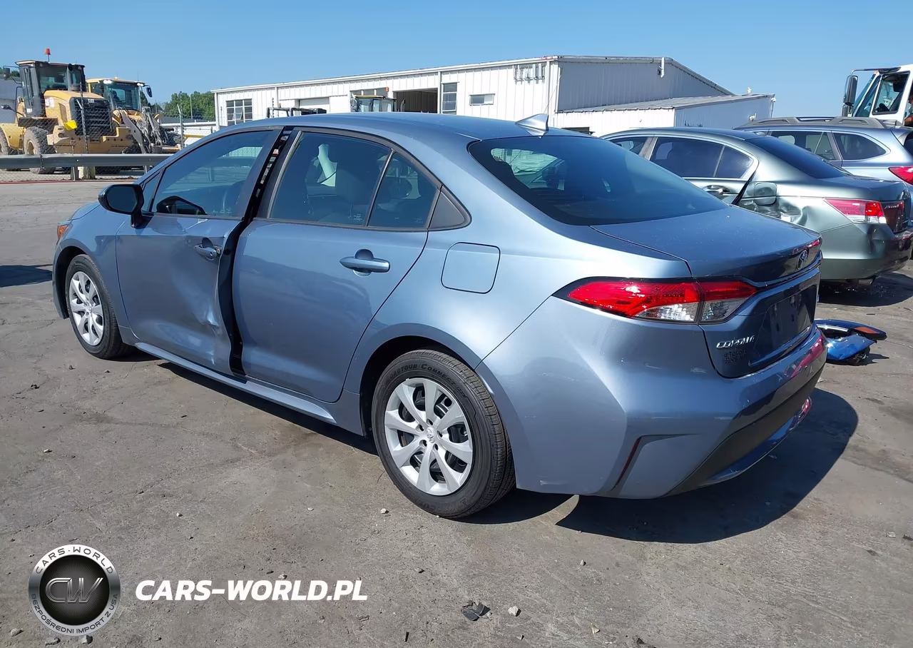 2020 Toyota Corolla Le VIN:5YFEPRAE6LP124588 - 3