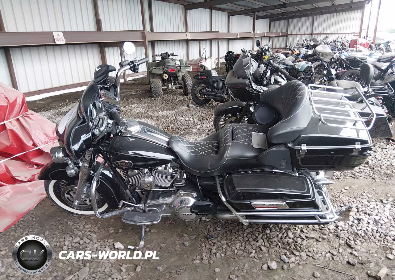 2013 Harley-Davidson Flhtcu Ultra Classic Electra Gld VIN:1HD1FCM1XDB613534 - 14