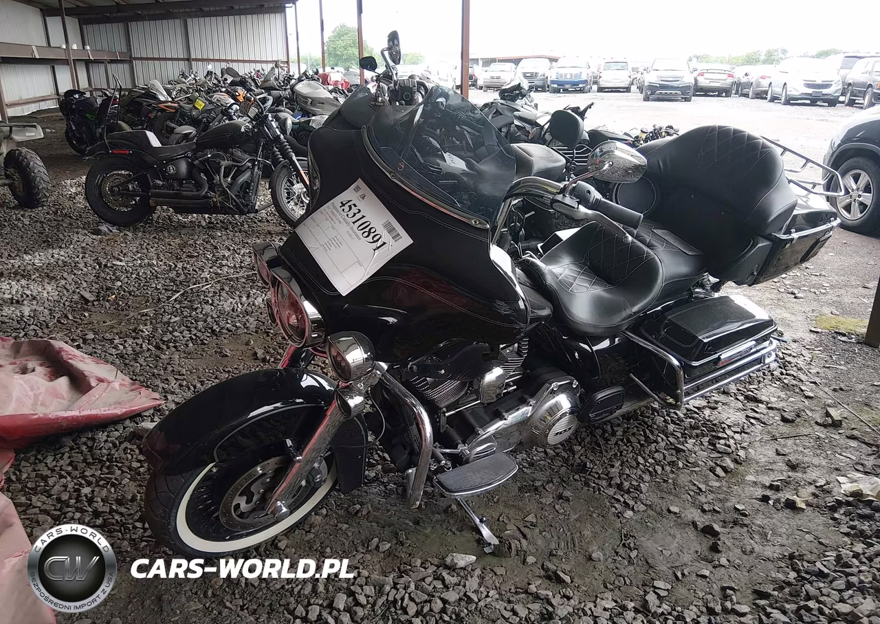 2013 Harley-Davidson Flhtcu Ultra Classic Electra Gld VIN:1HD1FCM1XDB613534 - 2