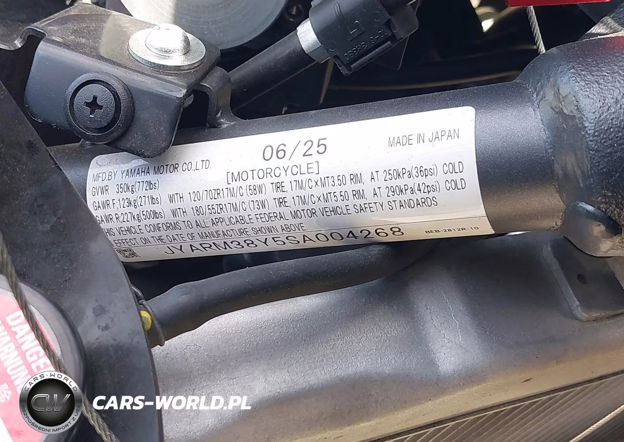 2025 Yamaha Yzfr7 VIN:JYARM38Y5SA004268 - 10