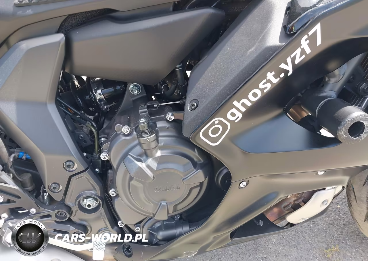 2025 Yamaha Yzfr7 VIN:JYARM38Y5SA004268 - 8