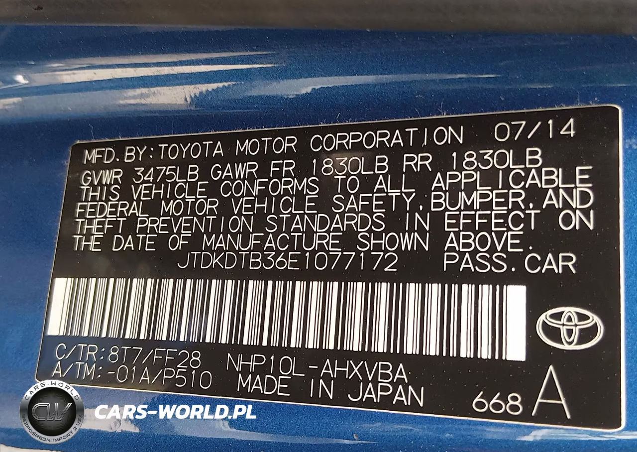 2014 Toyota Prius C Two VIN:JTDKDTB36E1077172 - 9