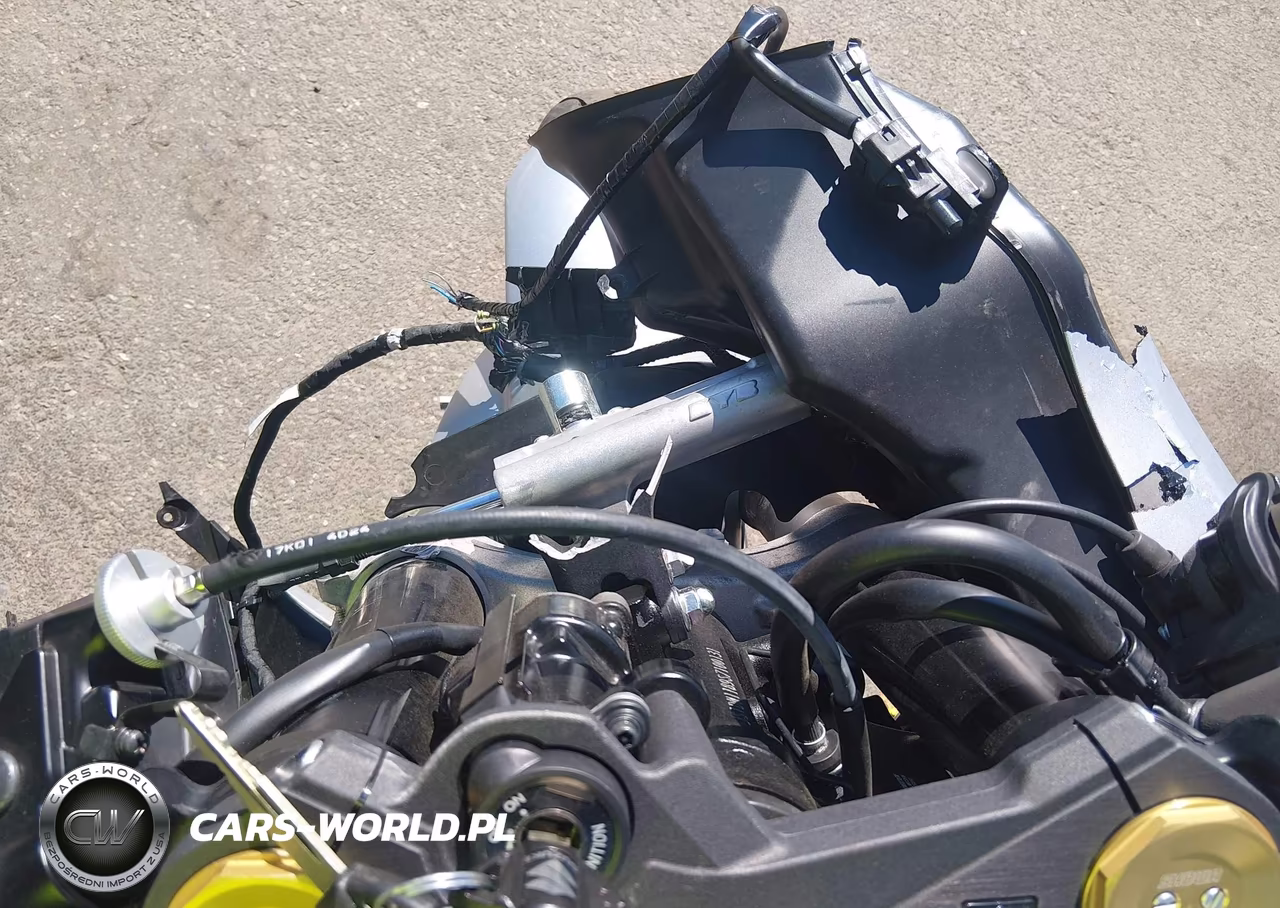 2025 Suzuki Gsx-R1000 VIN:JS1DM11B9S7100131 - 7